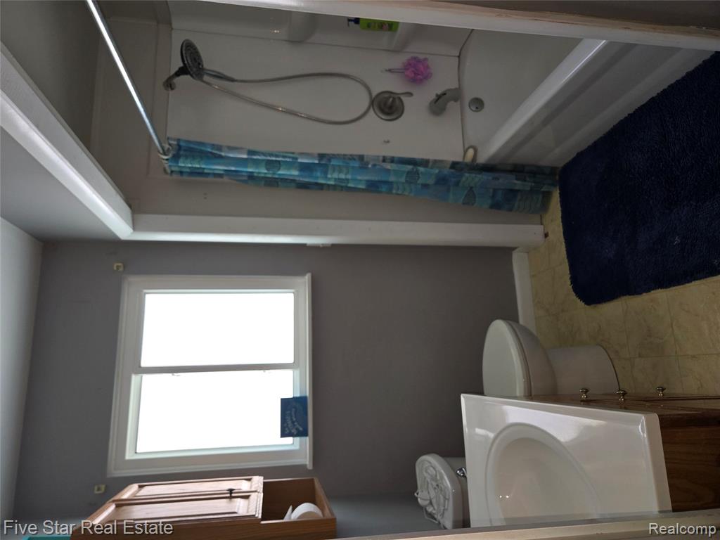 2177 Hunter Drive, Lapeer, MI 48446 — Photo 10