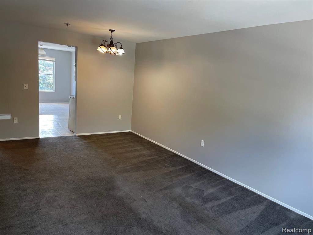 23380 GRAYSON Drive, Southfield, MI 48075 — Photo 8