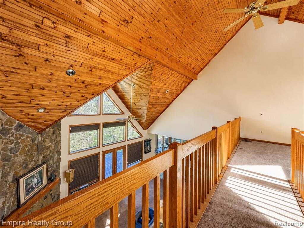 2111 Oak Terrace, Ortonville, MI 48462 — Photo 10