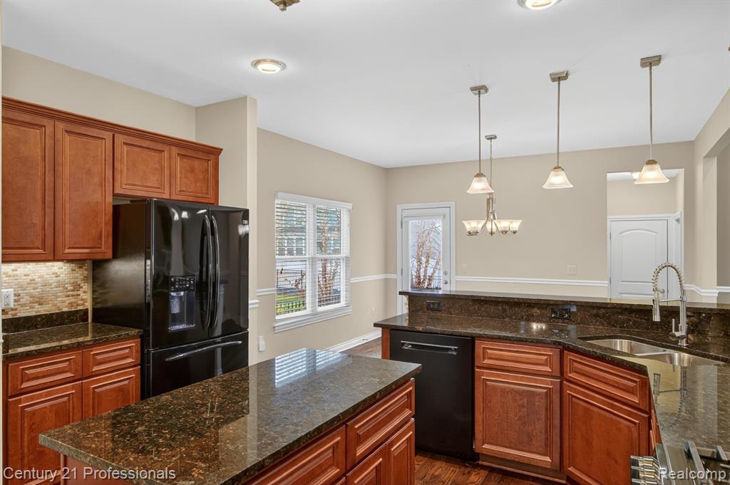 50153 Grant Street, Canton, MI 48188 — Photo 16