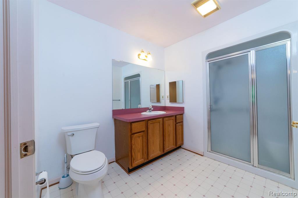 21345 BOXWOOD, Farmington Hills, MI 48336 — Photo 18