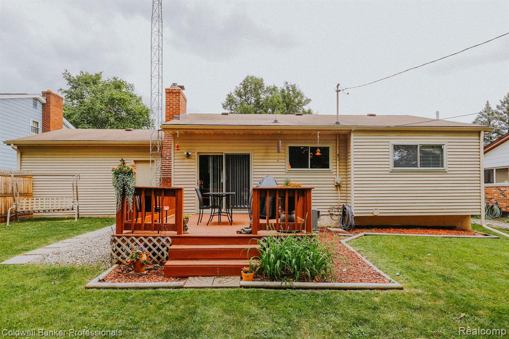 5158 SPINNING WHEEL Drive, Grand Blanc, MI 48439 — Photo 5