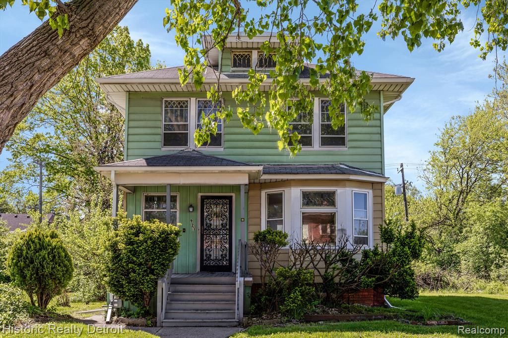 923 CALVERT Street, Detroit, MI 48202 — Photo 2