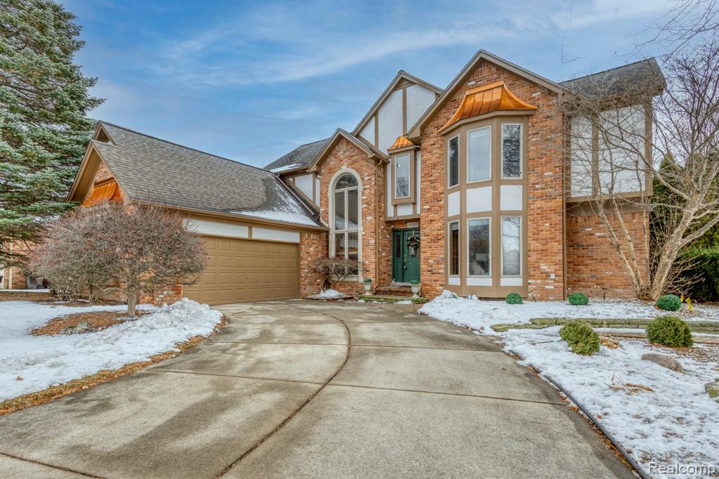 39810 Wilmette Drive, Sterling Heights, MI 48313 — Photo 2