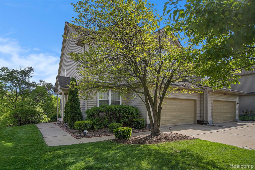 3598 Bent Trail Drive, Ann Arbor, MI 48108 — Photo 2