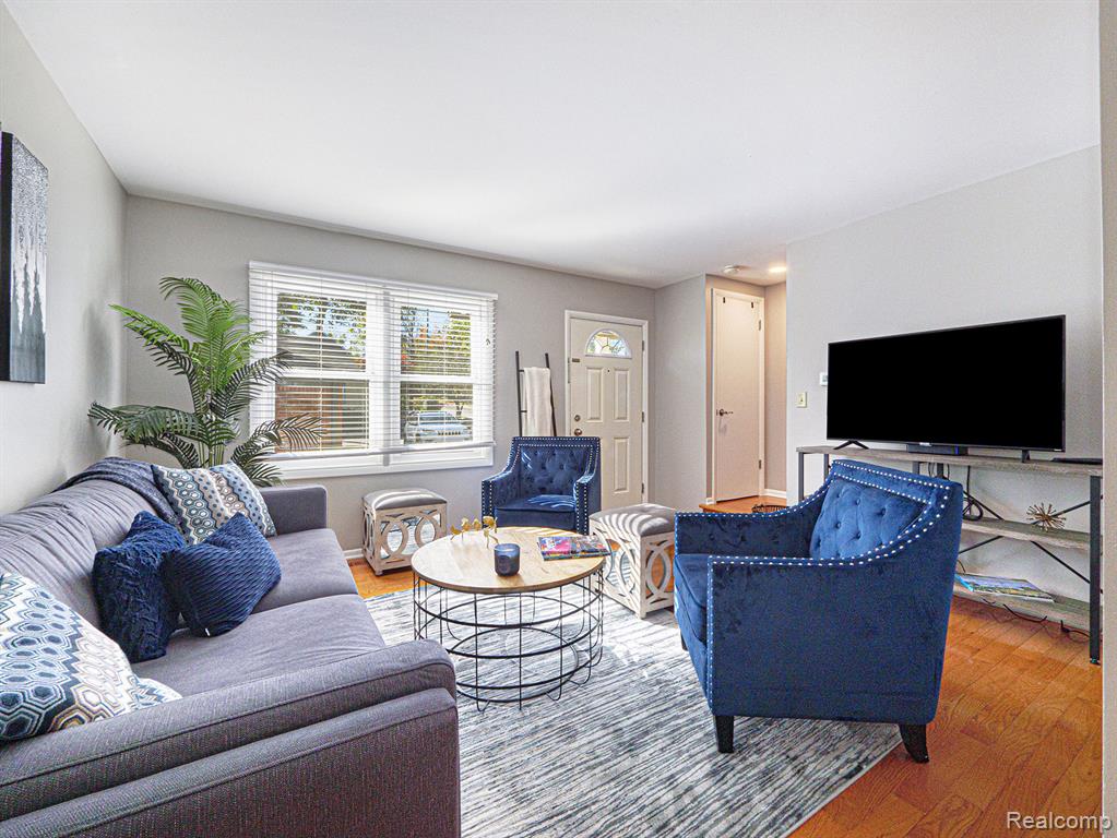 421 S 7TH Street, Ann Arbor, MI 48103 — Photo 12