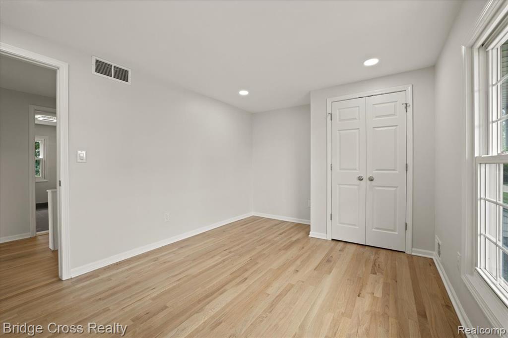 655 S Spinningwheel Lane, Bloomfield Hills, MI 48304 — Photo 30