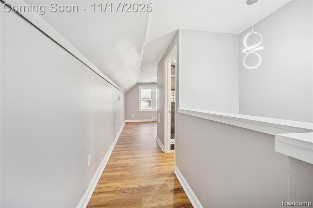 8100 Evergreen Avenue, Detroit, MI 48228 — Photo 19