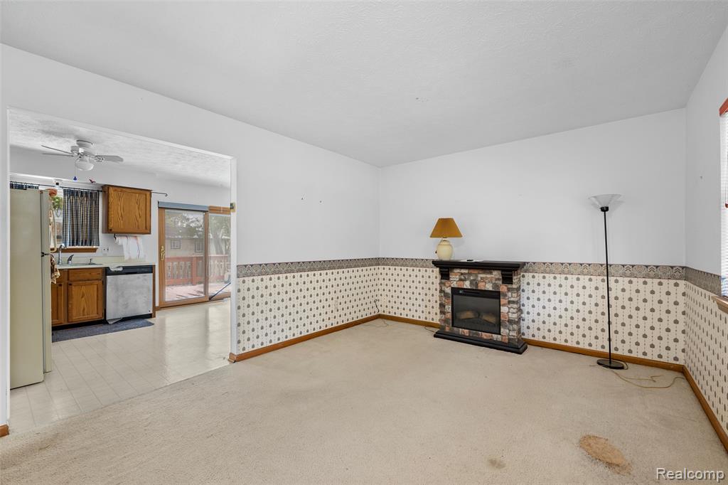 3778 Ponchartrain Drive, Pinckney, MI 48169 — Photo 11
