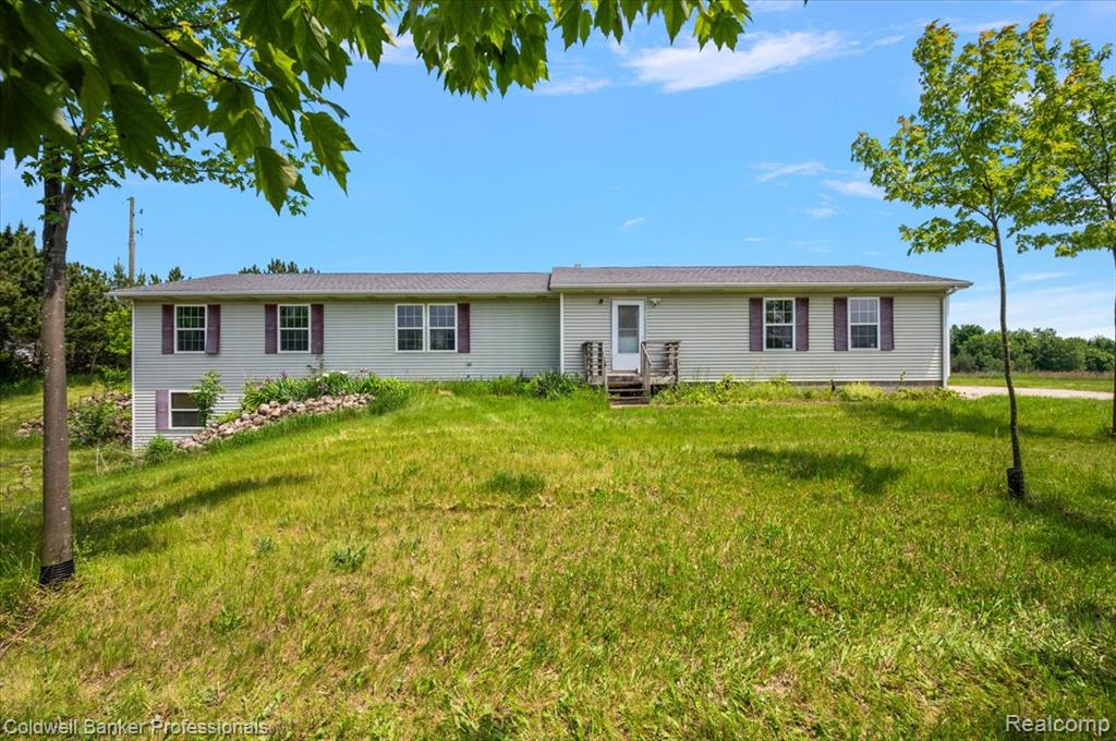 5714 Five Lakes Road, North Branch, MI 48461 — Photo 5