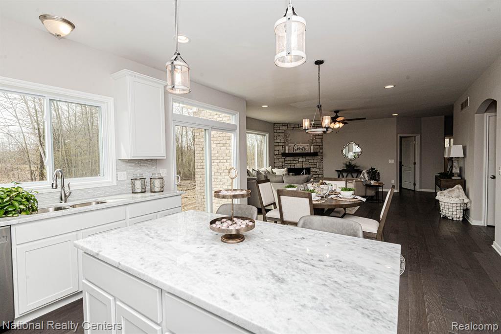 53170 Woodland, Chesterfield, MI 48047 — Photo 16