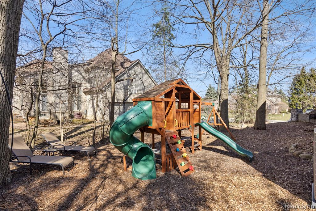 6307 WILDWOOD Lane, West Bloomfield, MI 48324 — Photo 48