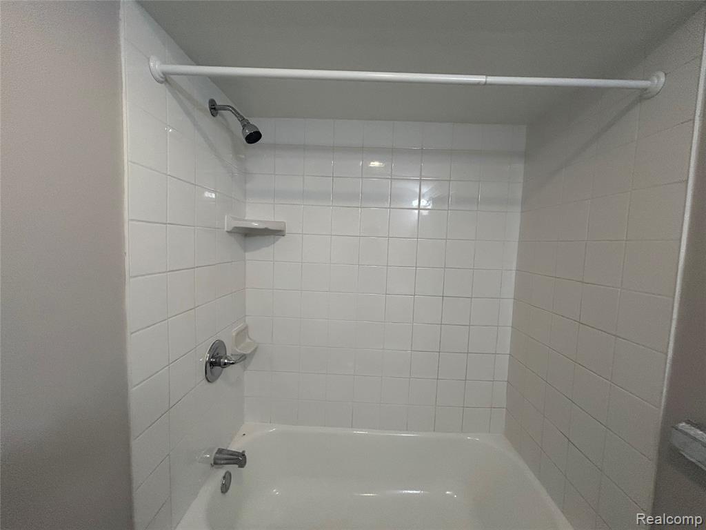 15713 VAUGHAN Street, Detroit, MI 48223 — Photo 22