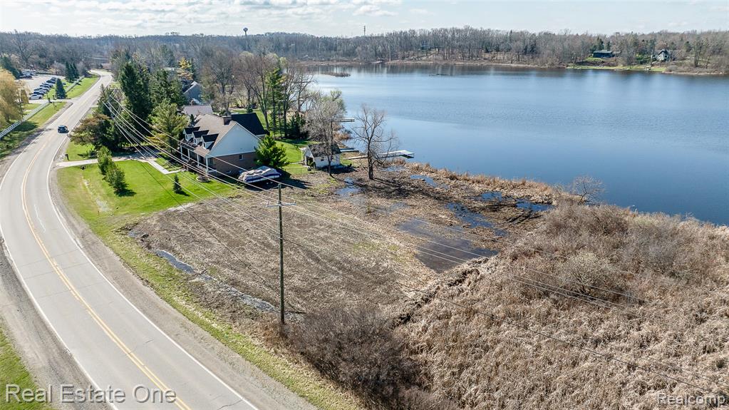 V/L Golf Club, Howell, MI 48843 — Photo 2
