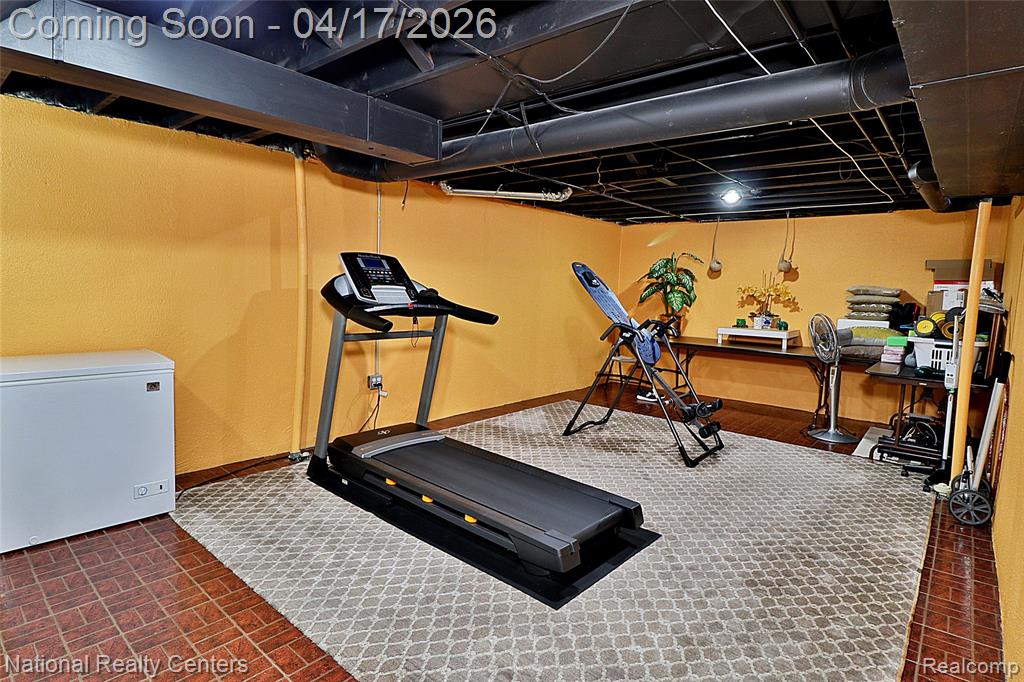 7309 Creek View Circle, West Bloomfield, MI — Photo 31