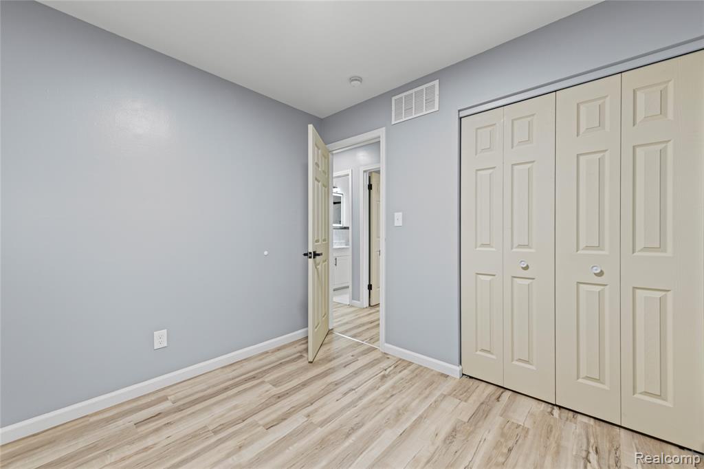 7218 Superior, Center Line, MI 48015 — Photo 13