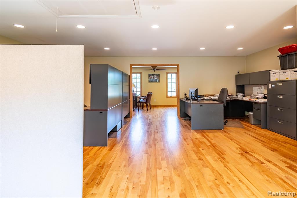 4133 LAHRING Road, Linden, MI 48451 — Photo 38