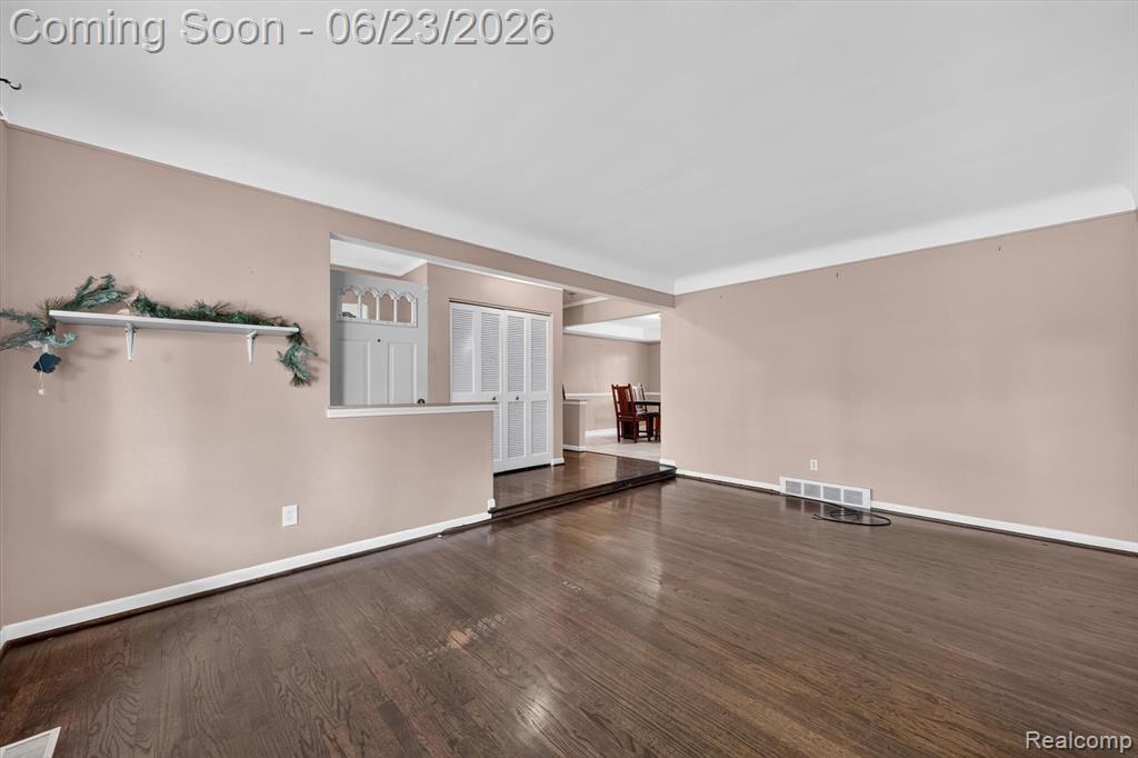29101 Campbell Drive, Warren, MI 48093 — Photo 7
