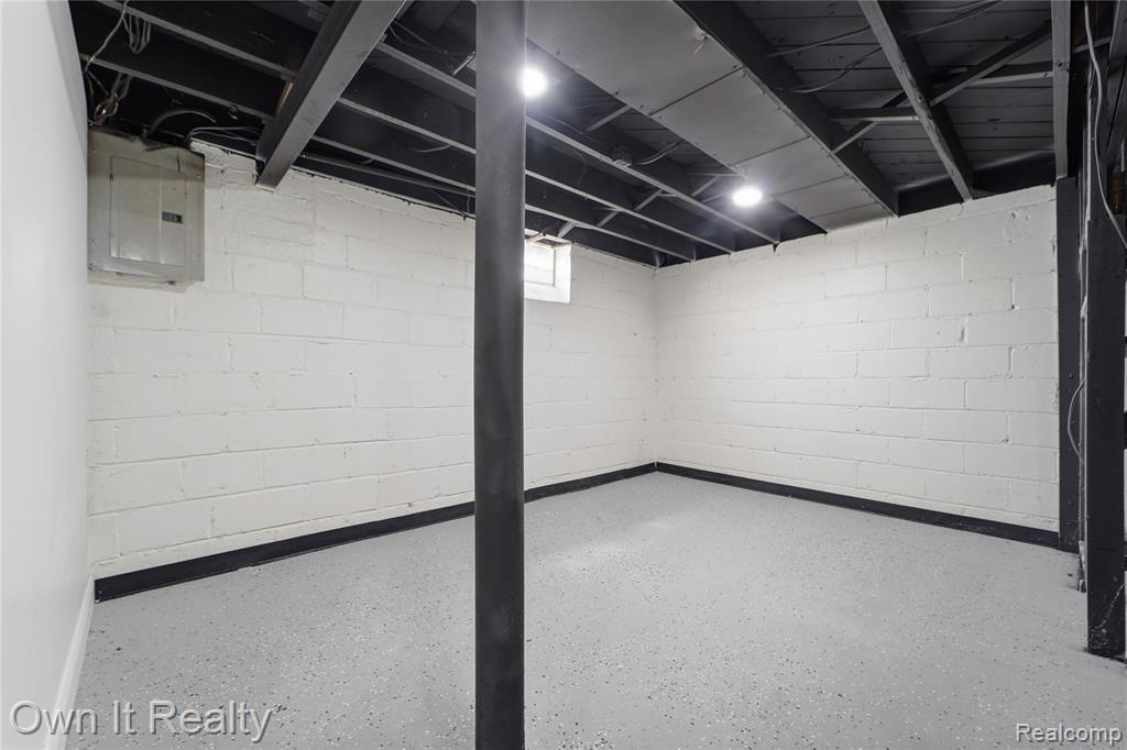 20190 Stansbury Street, Detroit, MI 48235 — Photo 24