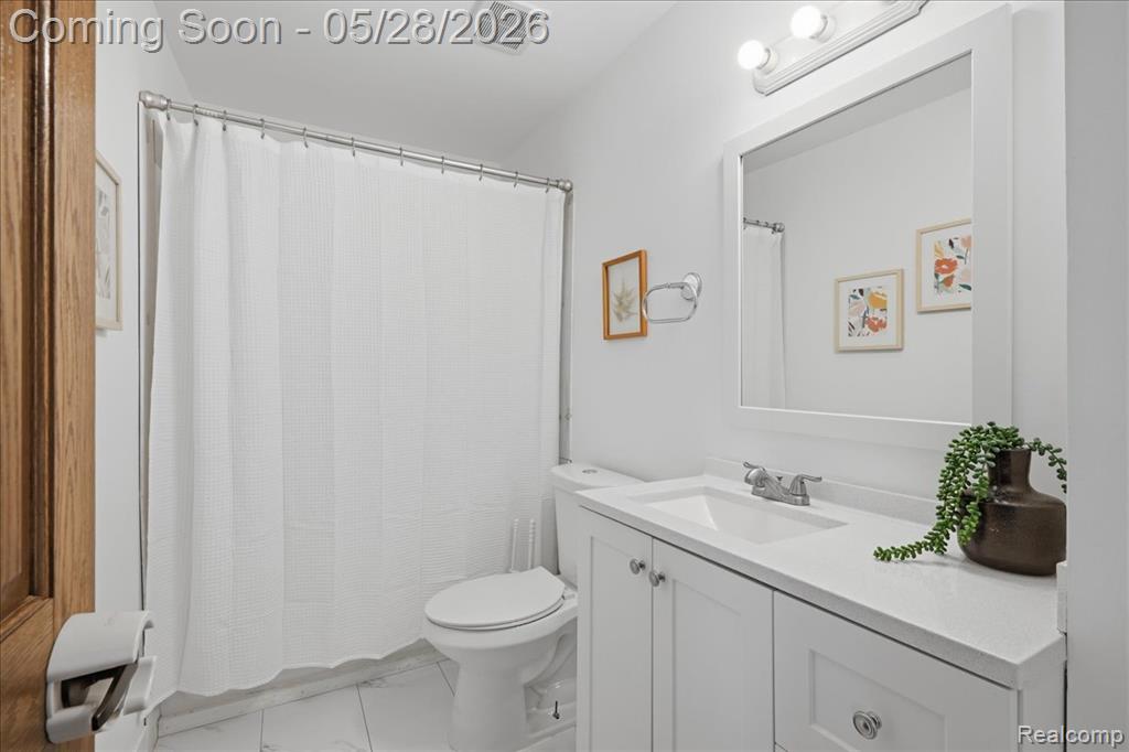 142 Mill Street, Ortonville, MI 48462 — Photo 19