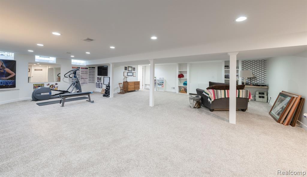 4010 MARK ORR Road, Royal Oak, MI 48073 — Photo 15