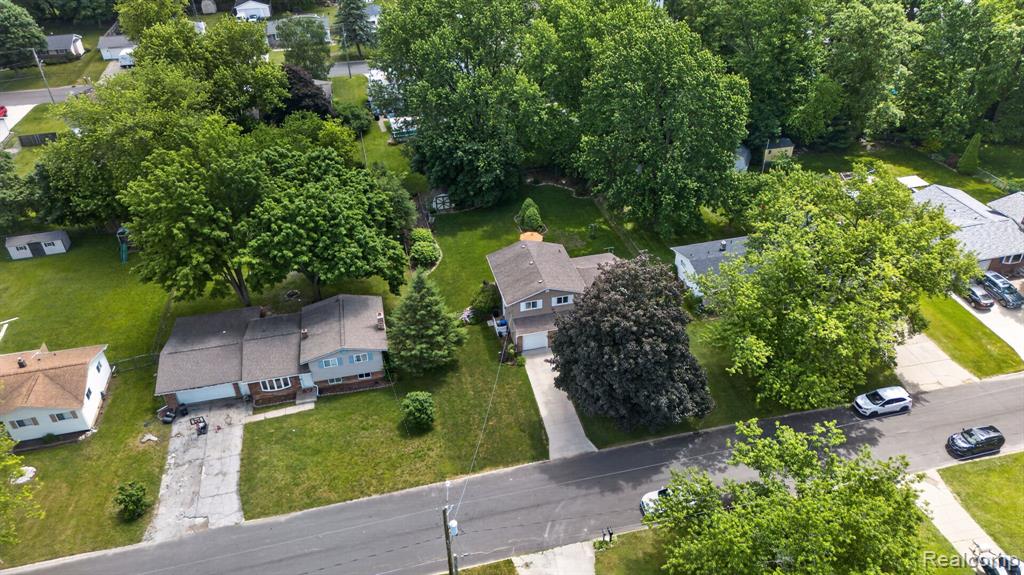 4369 Dixon Drive, Swartz Creek, MI 48473 — Photo 64