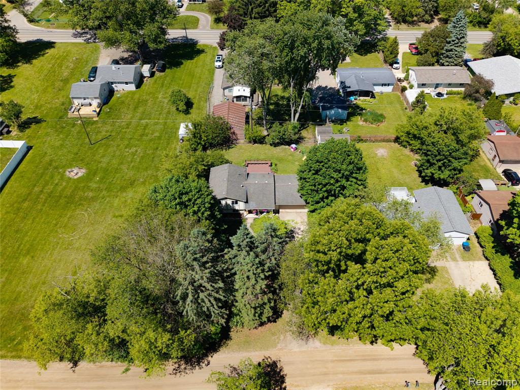 5069 Warmbriar Drive, White Lake, MI 48383 — Photo 35