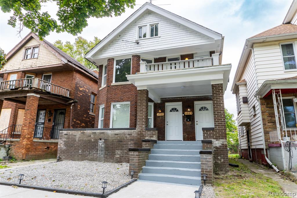 3927 SAINT CLAIR Street, Detroit, MI 48214 — front exterior
