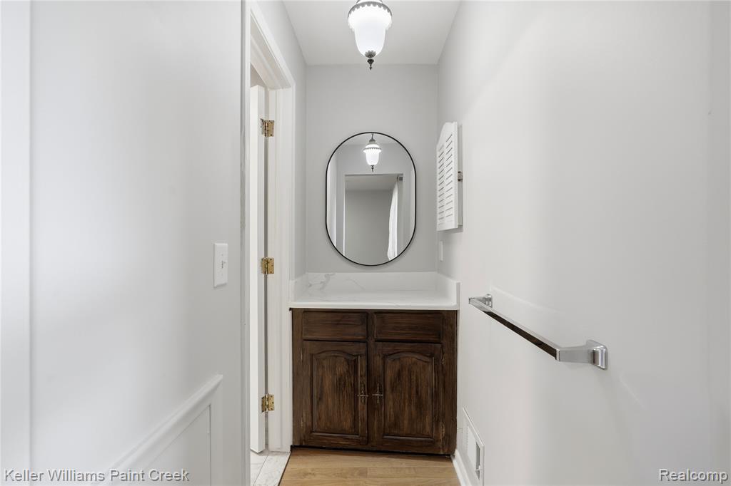 42003 Toddmark Lane, Clinton Twp, MI 48038 — Photo 19