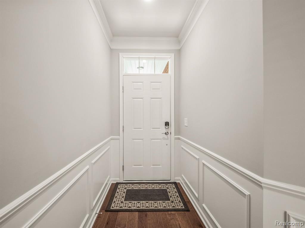 4837 GLENORA Drive, Lake Orion, MI — Photo 4