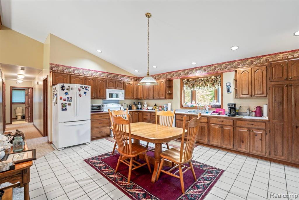 761 MELLISH Drive, Lapeer, MI 48446 — Photo 11