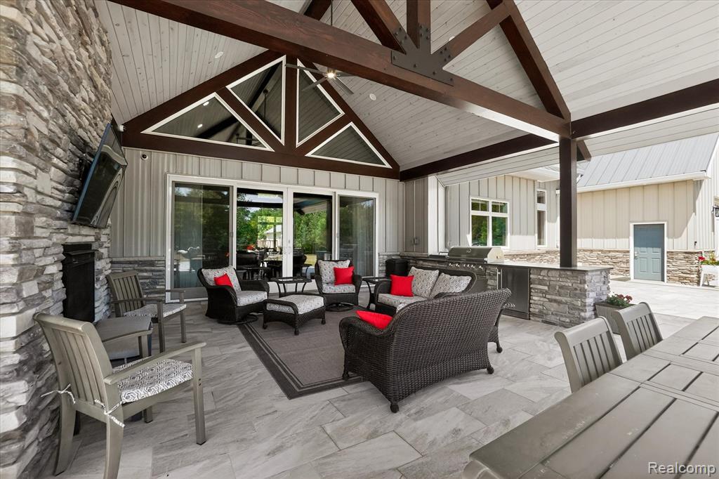10500 W Grand River Road, Fowlerville, MI 48836 — Photo 18