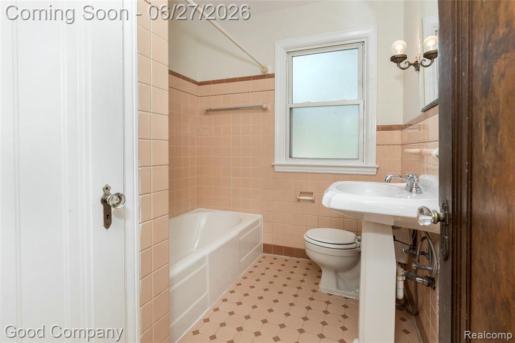 880 Notre Dame Street, Grosse Pointe, MI 48230 — Photo 22
