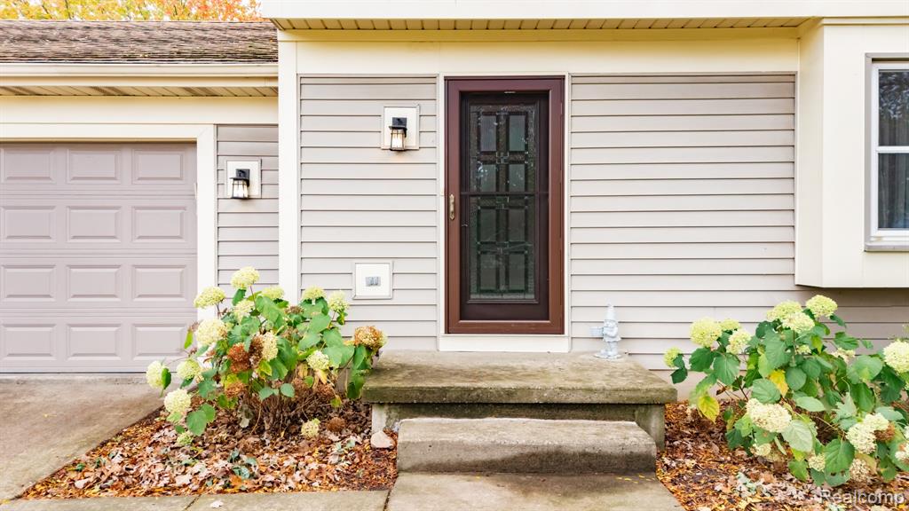 4819 Moultrie Circle, Lansing, MI 48917 — Photo 5