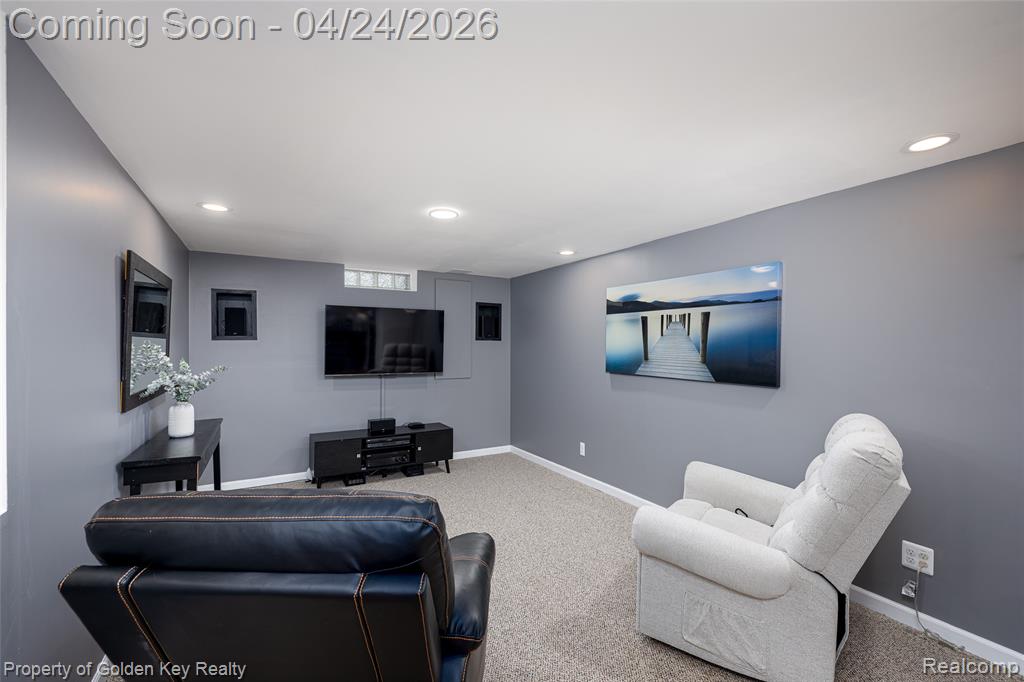 403 S Pine Creek Court, Waterford, MI 48327 — Photo 26