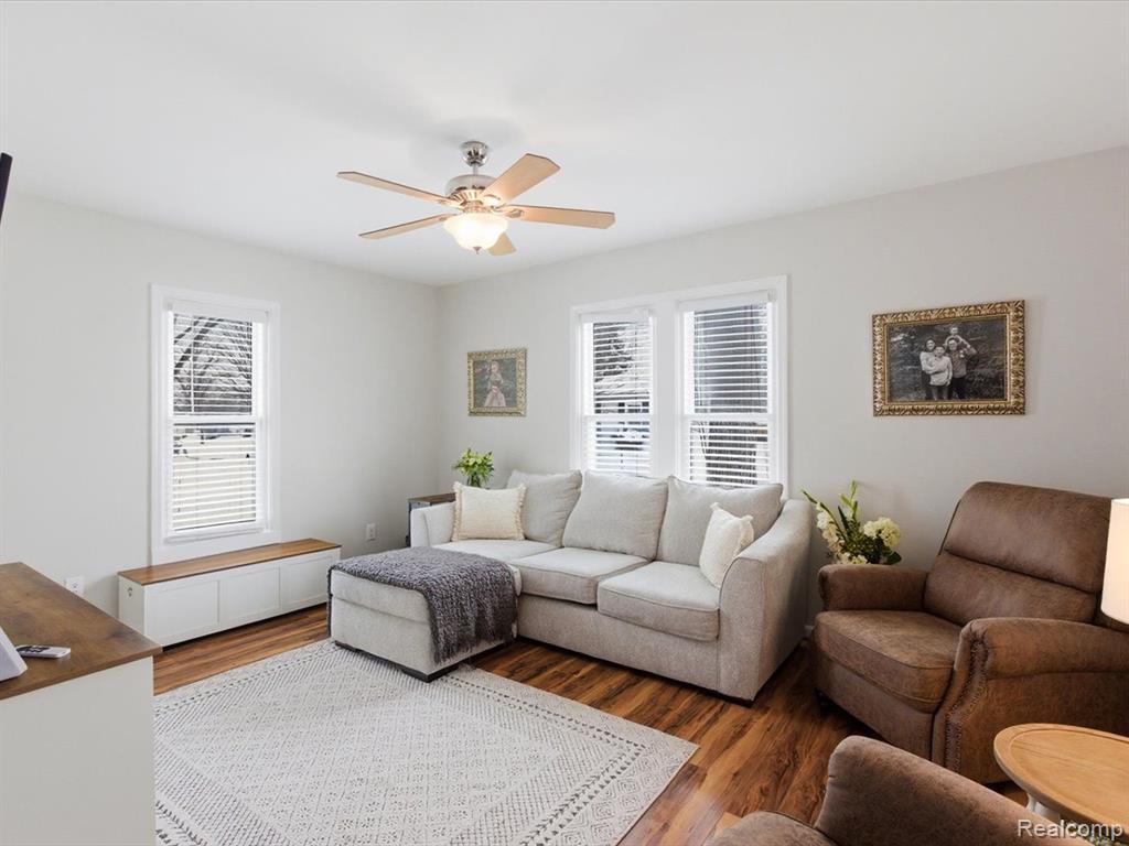 1207 Clinton Avenue, St. Clair, MI 48079 — Photo 8