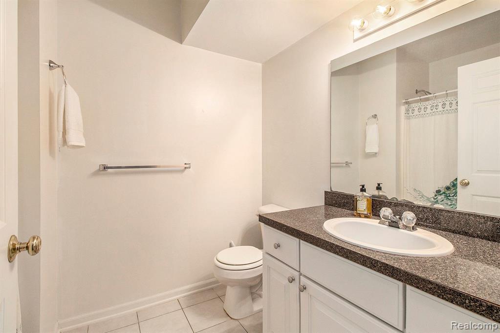 2808 S Knightsbridge Circle, Ann Arbor, MI 48105 — Photo 29