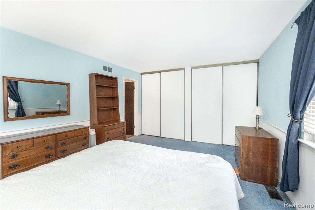 1814 WICKHAM Street, Royal Oak, MI 48073 — Photo 25