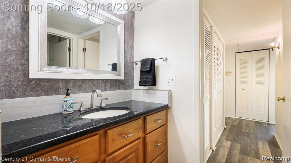 833 BLOOMFIELD VILLAGE Boulevard, A, Auburn Hills, MI 48326 — Photo 14