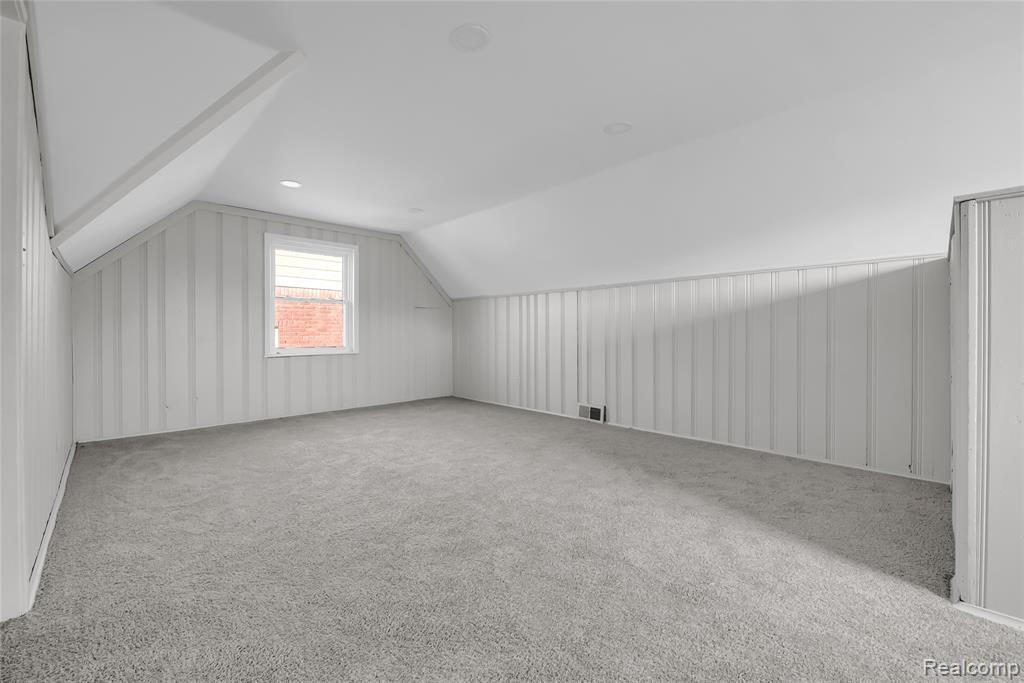 17127 Shaftsbury Avenue, Detroit, MI 48219 — Photo 3