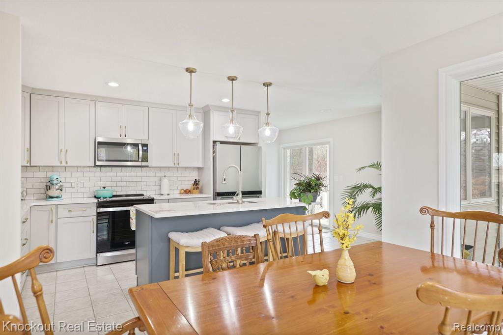 7578 Waters Edge Drive, Vassar, MI 48768 — Photo 16