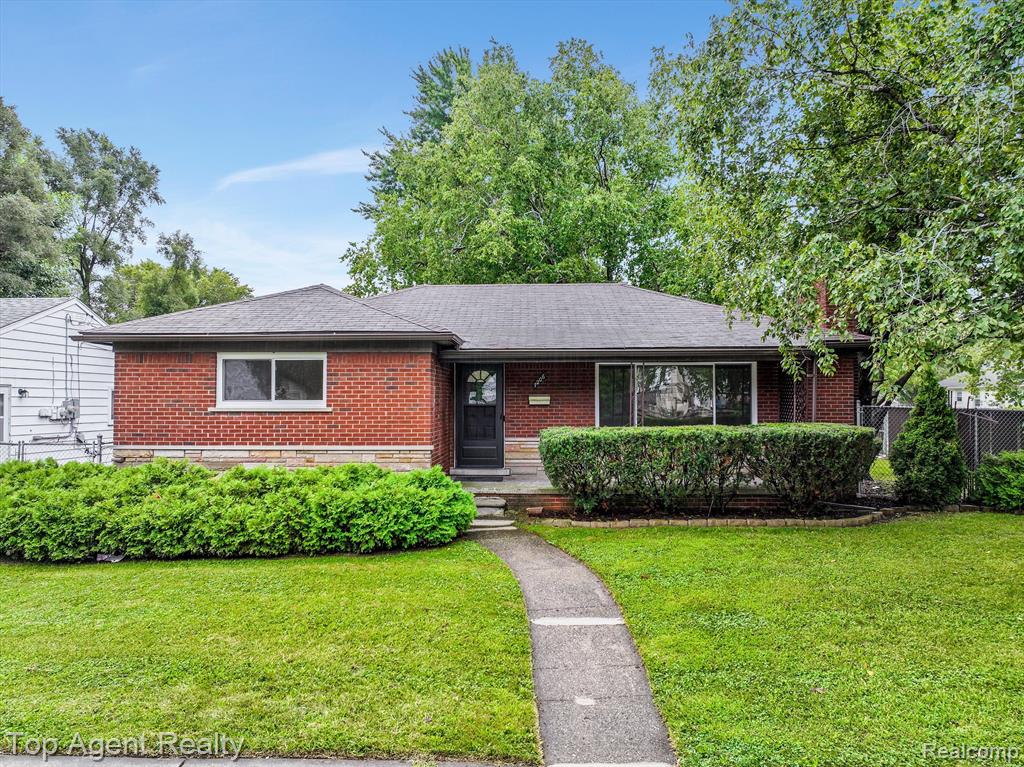 7206 YACHT Avenue, Warren, MI 48091 — Photo 2