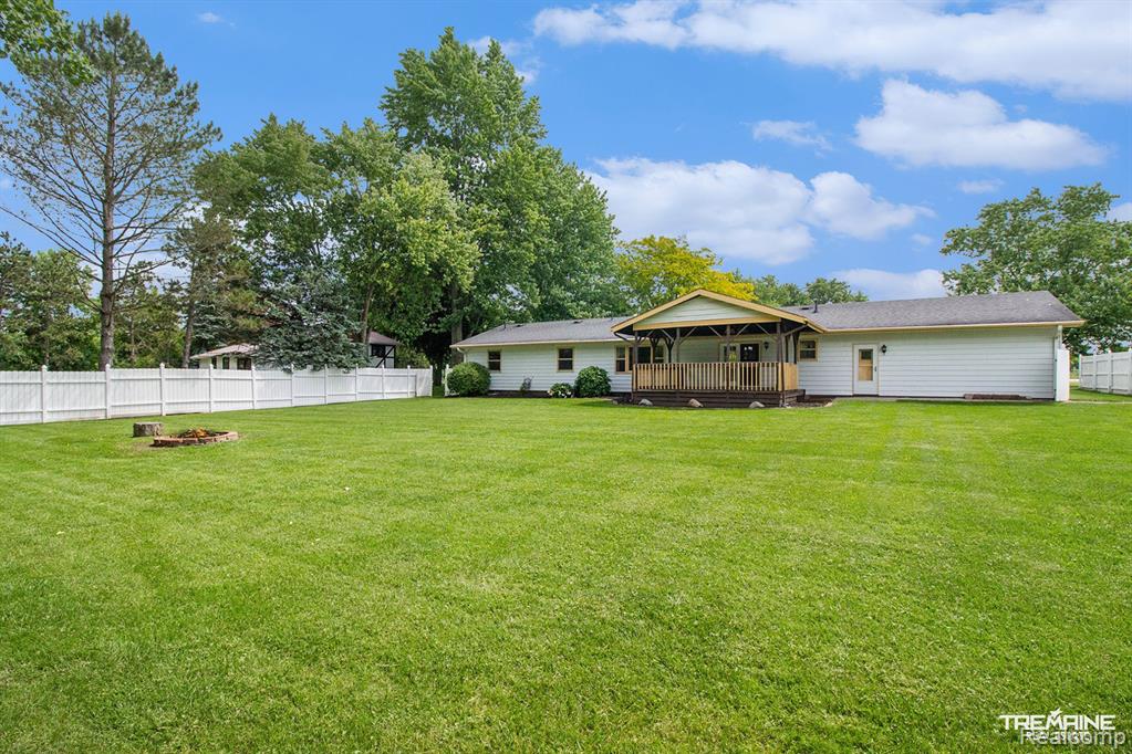 7469 N ELMS Road, Flushing, MI 48433 — Photo 19