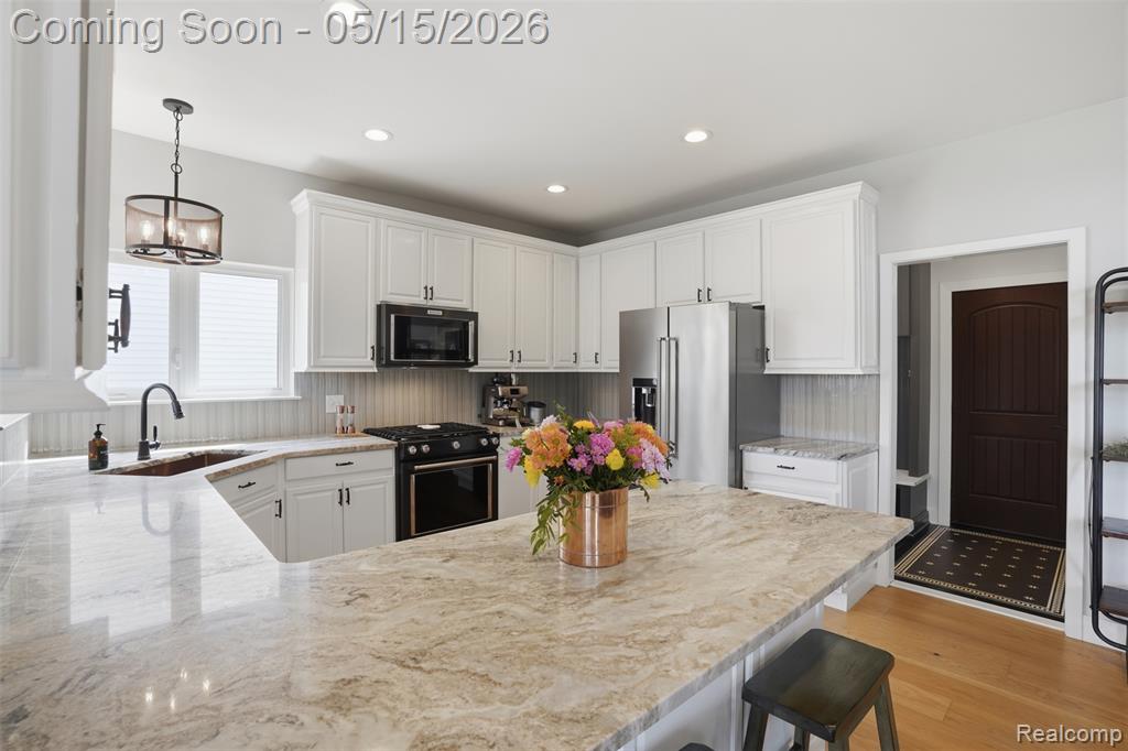 5480 Lancaster Lane, Commerce Twp, MI 48382 — Photo 18