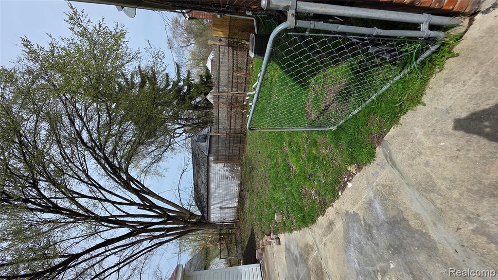 9759 Manistique Street, Detroit, MI 48224 — Photo 13
