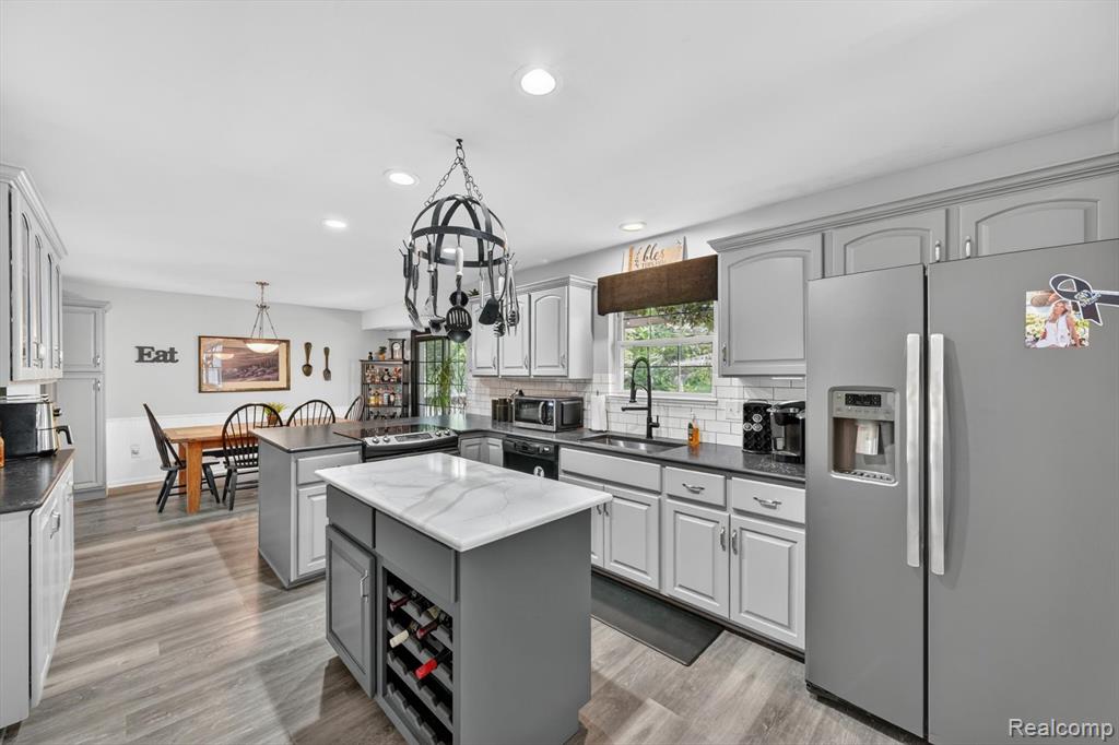 611 THORNEHILL Trail, Oxford, MI 48371 — Photo 10