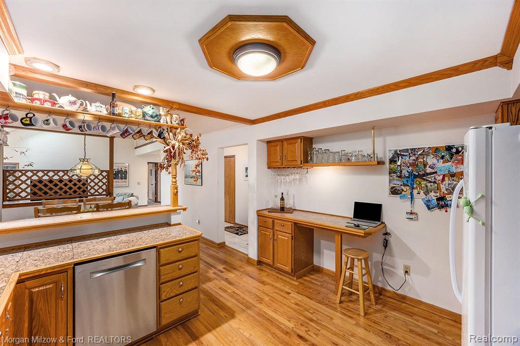 5036 CLARKSTON Road, Clarkston, MI 48348 — Photo 12