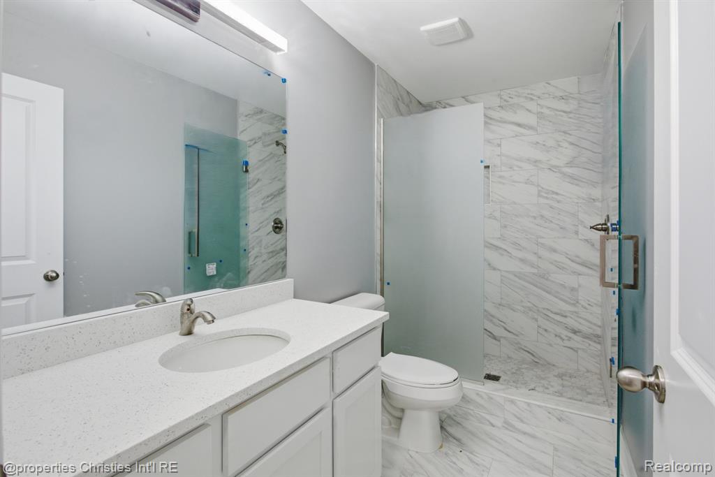 3120 Roma Court, Wixom, MI 48393 — Photo 31