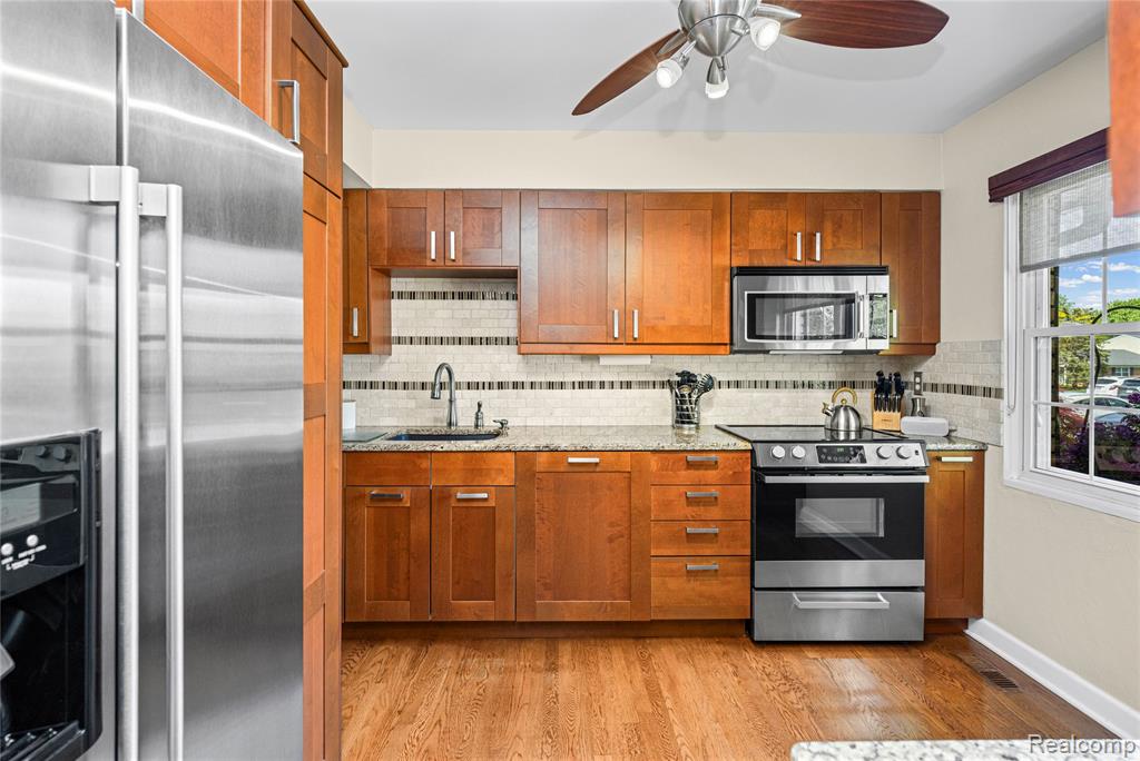 42683 Savoy Court, Northville, MI 48167 — Photo 7