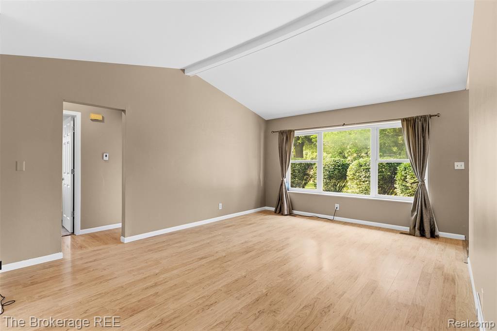 6509 Silver Lake Road, Linden, MI 48451 — Photo 15